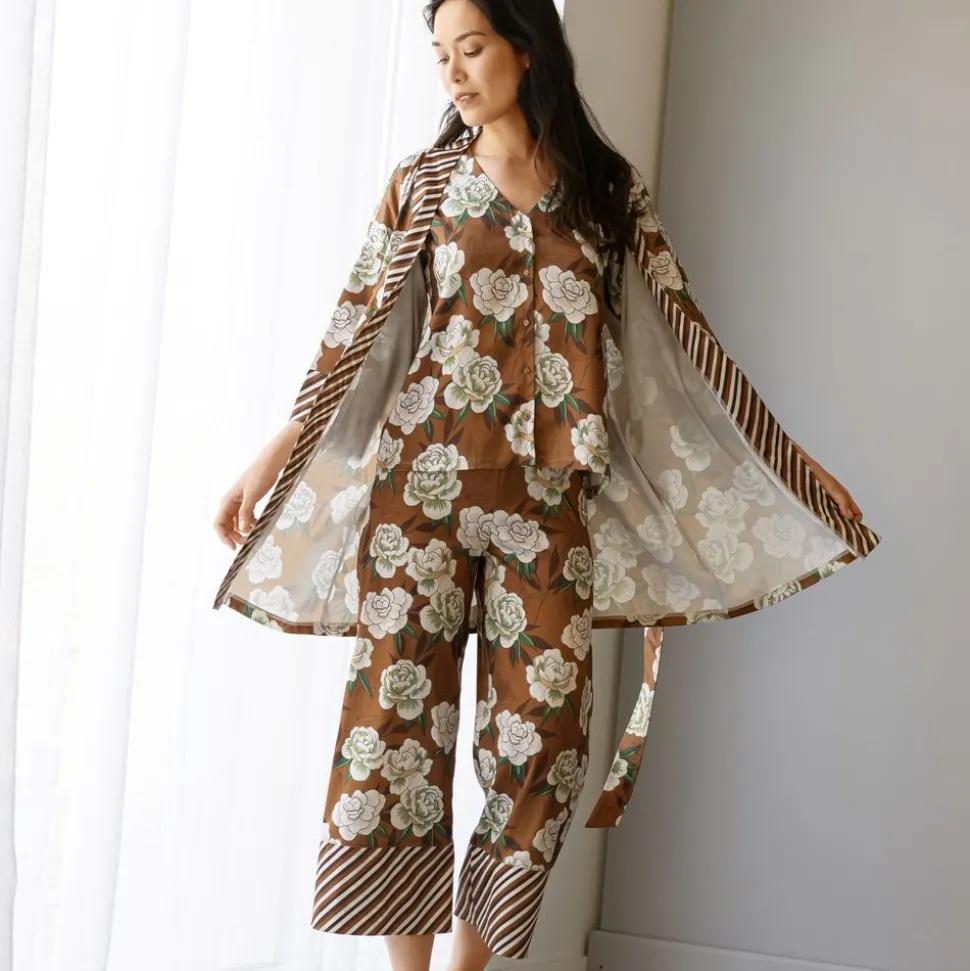 Femme Becquet Kimono femme satin motif fleurs japonaises