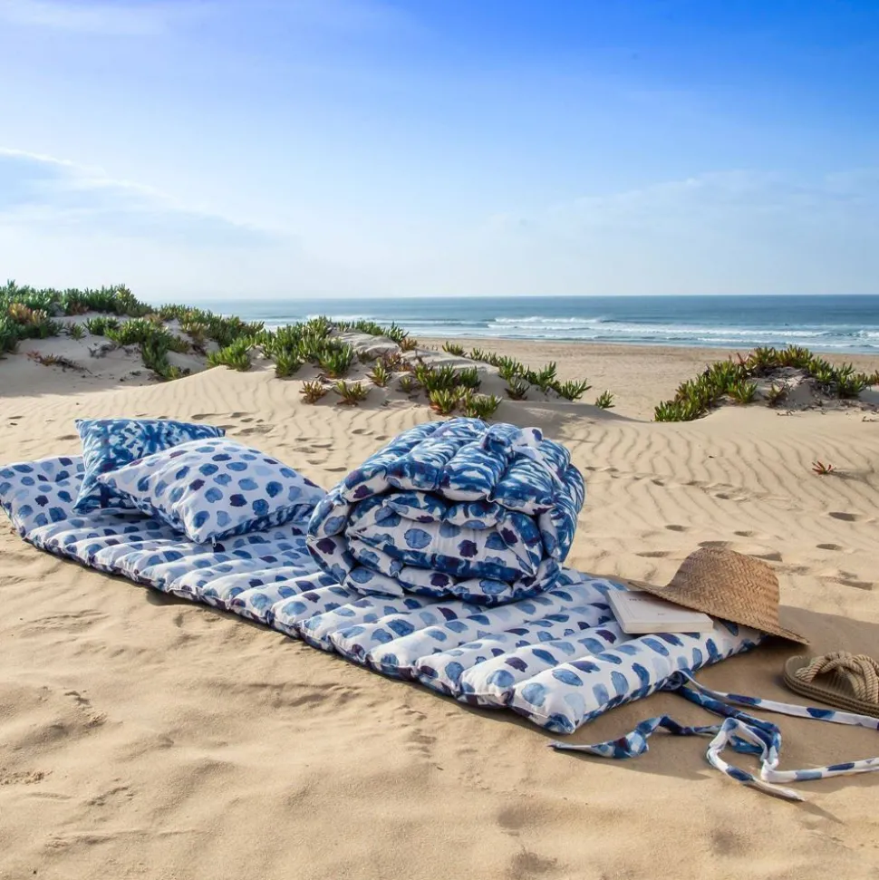 Becquet Matelas de plage enduit bleu et blanc double face